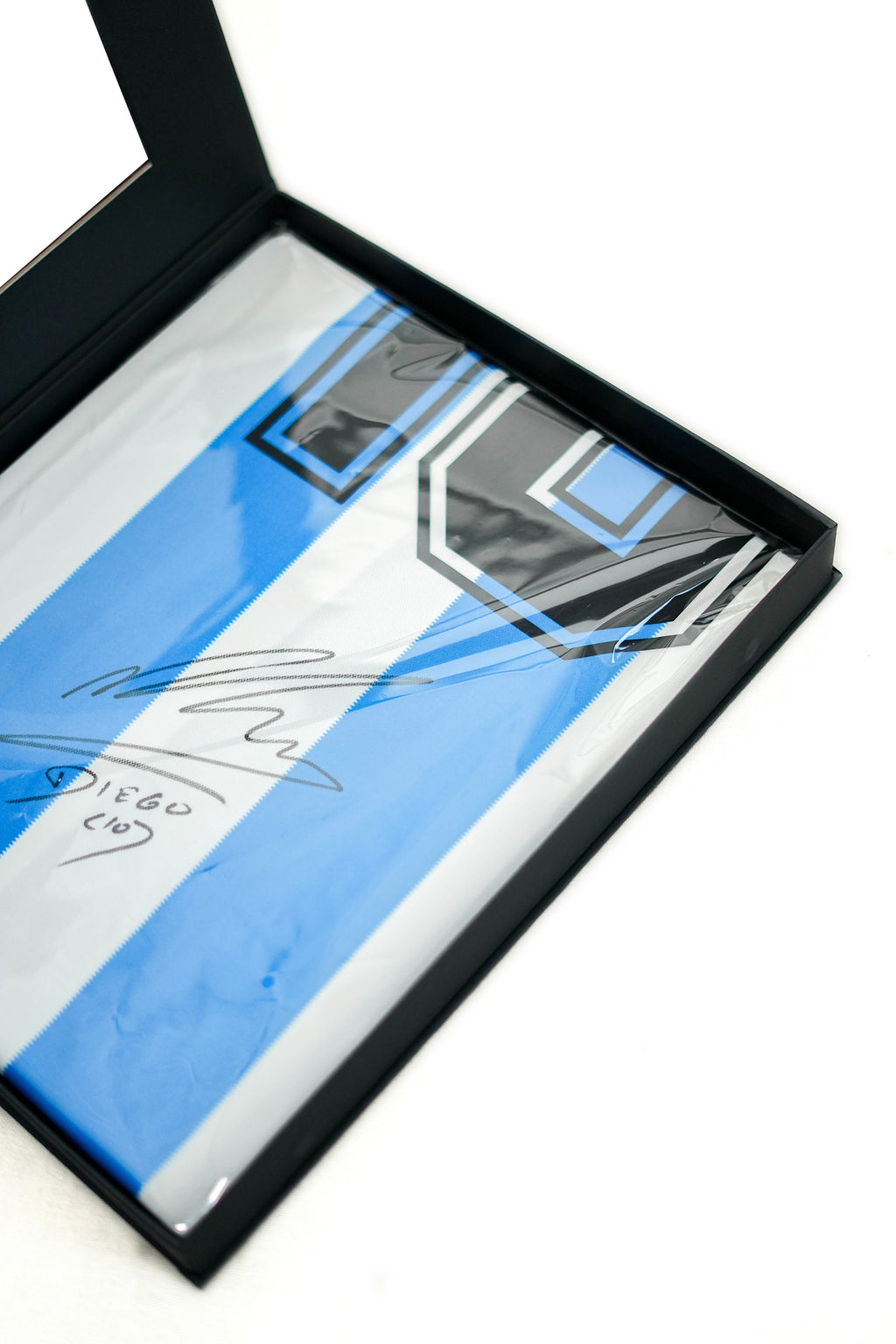 Diego Maradona - Argentina Signed Jersey - Icons COA